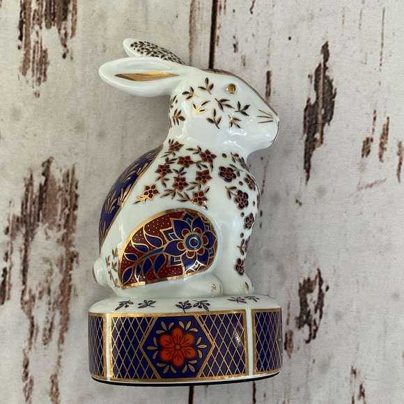 VINTAGE TAKAHASHI WHITE GOLD BLUE RED RABBIT - Picture 1 of 6